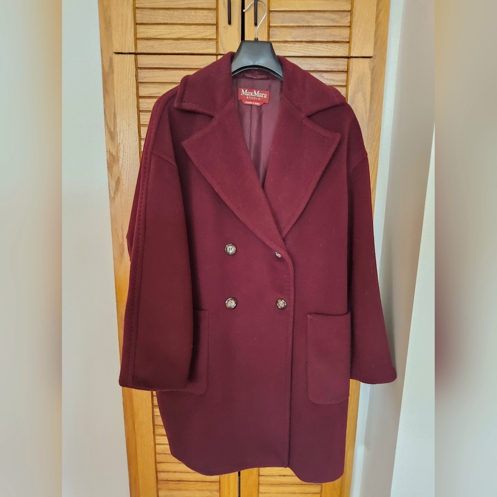 MaxMara Women's wool Burgundy Coat